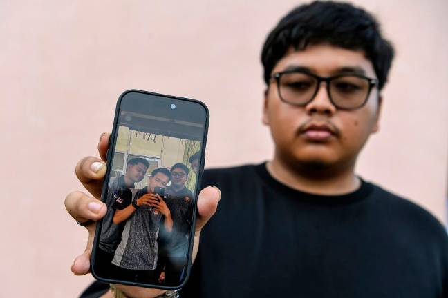 - fotoBERNAMA