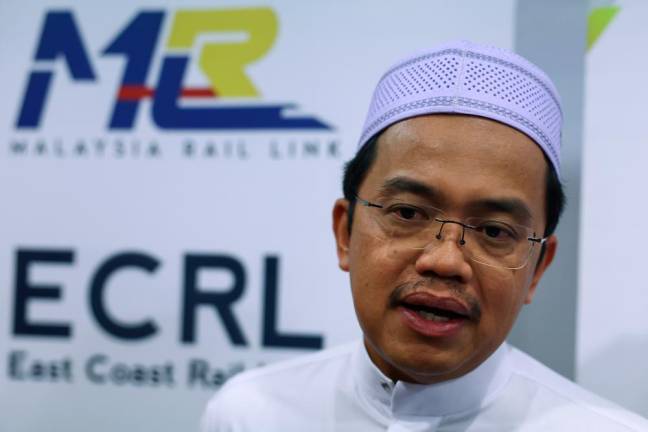 Ketua Pegawai Eksekutif Malaysia, Rail Link Sdn Bhd (MRL) Datuk Seri Darwis Abdul Razak.