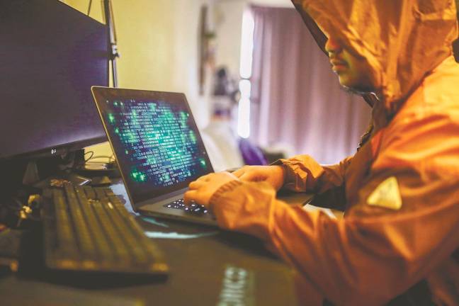 Tun Kamalul said there are many scams existing today but the most common ones that involve millions of ringgit in losses are investment scams, phishing scams and data breaches. – ADAM AMIR HAMZAH/THESUN