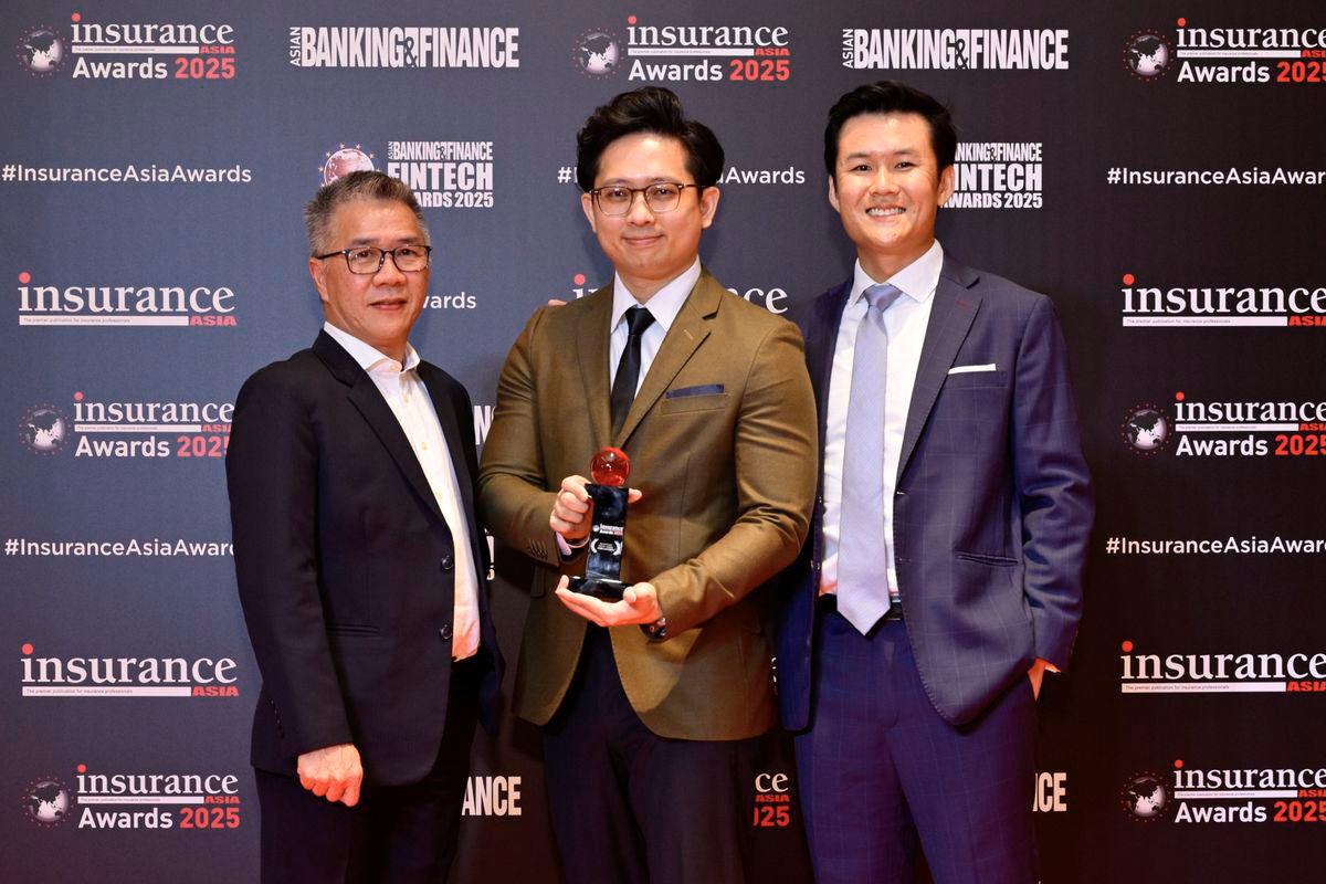 PROPEL with Singlife, the one-stop shared services hub for financial advisory firms, was named ‘Insurtech Initiative of the Year – Singapore’ at the Insurance Asia Awards 2025, in recognition of the company’s first-in-market proposition empowering financial advisory (FA) firms to thrive in a competitive and evolving market.