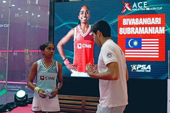 National squash ace, S. Sivasangari (L). - BERNAMApix