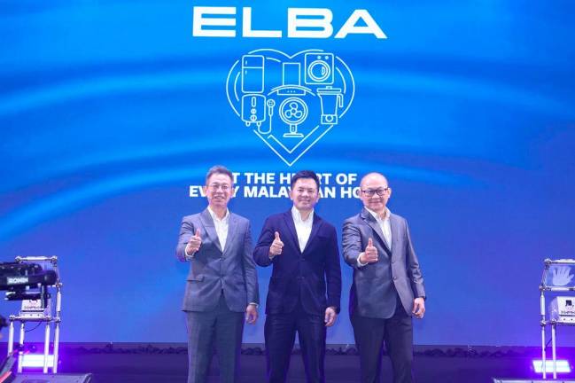 - (Left to right) Jimmy Tan, Group CEO of Fiamma Holdings Berhad; Chiau Haw Choon, Group Managing Director of Chin Hin Group (centre); and Tok Sang Man, Managing Director of ELBA Malaysia, at the ELBA Dealers Convention 2025