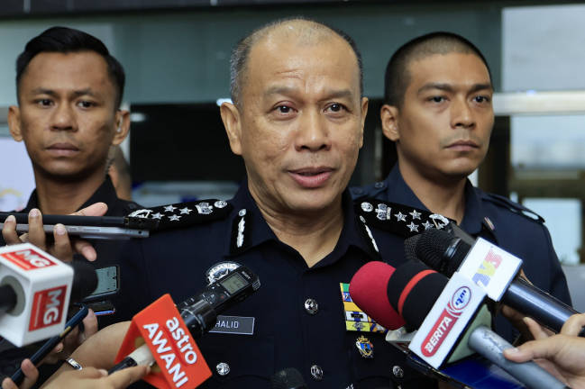 Inspector-General of Police (IGP) Datuk Seri Mohd Khalid Ismail. - BERNAMA