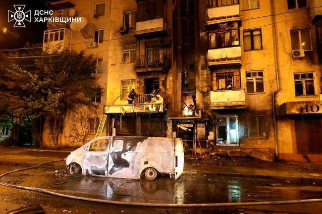 Firefighter work at the site of a Russian strike, amid Russia’s attack on Ukraine, in Kharkiv, Ukraine, May 2, 2025. - Press service of the State Emergency Service of Ukraine in Kharkiv region/Handout via REUTERS