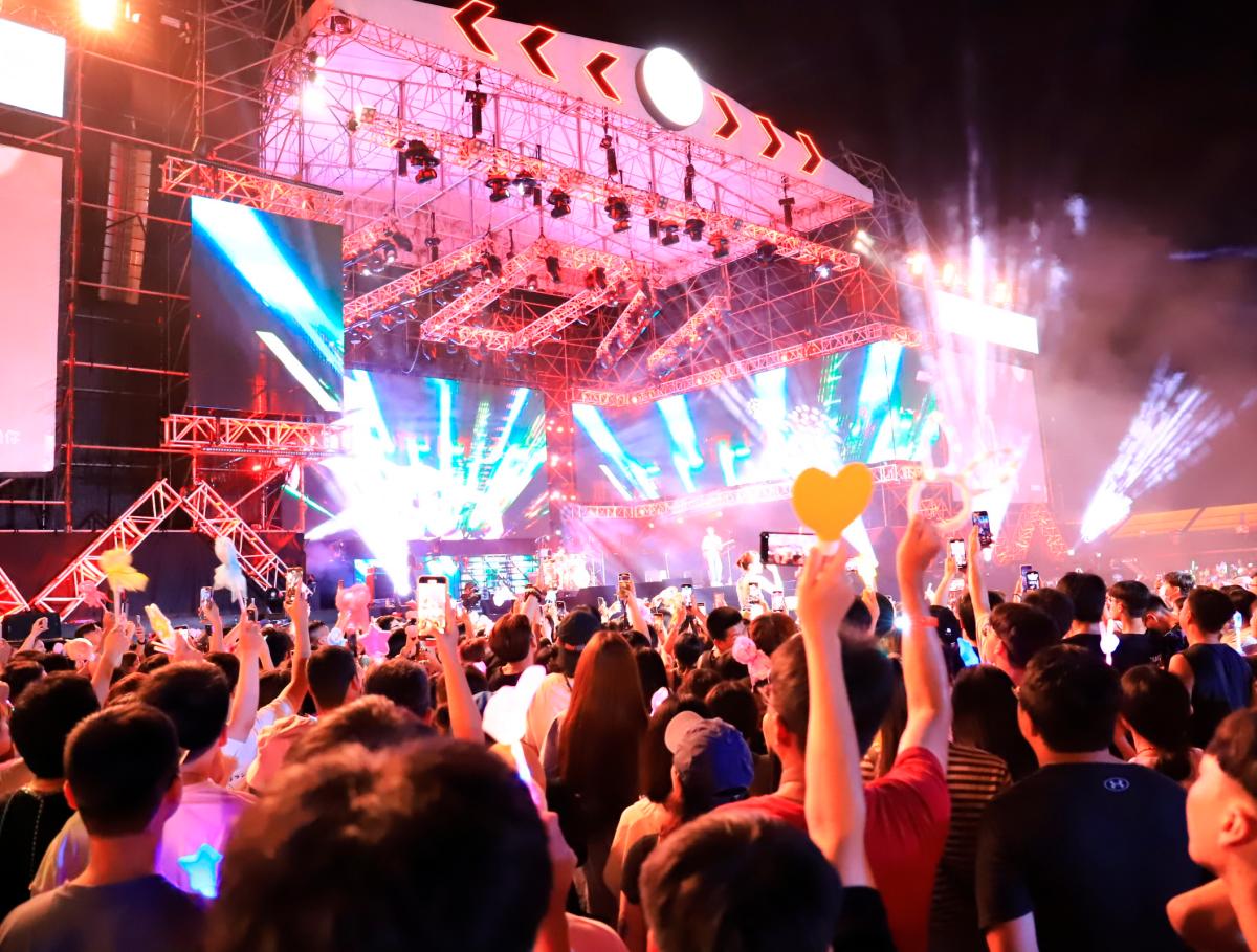 Lost in the rhythm, found in the moment. Hualien Summer Festival crafts a spellbinding experience where every beat becomes a heartbeat, every light becomes a star