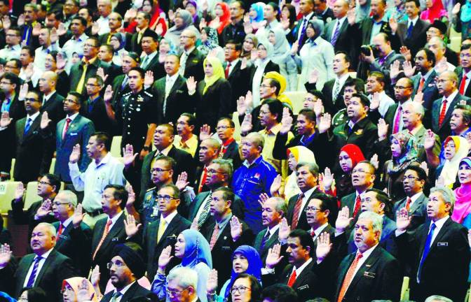 Cuepacs says the new pension scheme needs to be refined to ensure retirees can maintain their livelihood after reaching retirement age. – ADIB RAWI YAHYA/THESUN