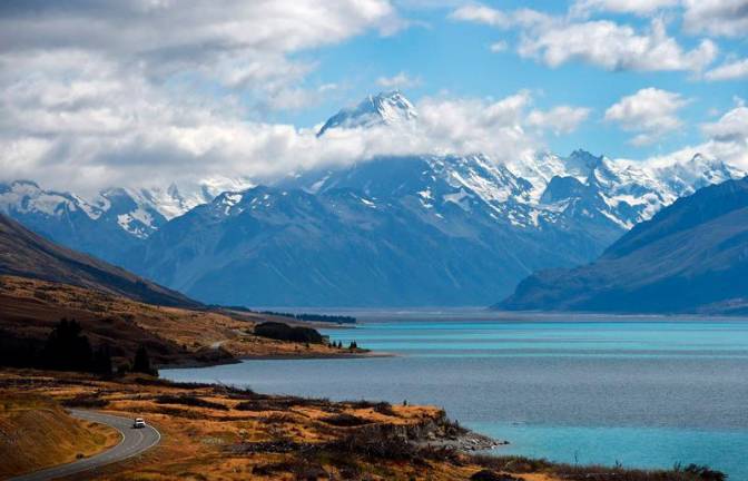 New Zealand's highest mountain, Mount Cook- also known by it's Maori name of Aoraki. - AFP / WILLIAM WEST