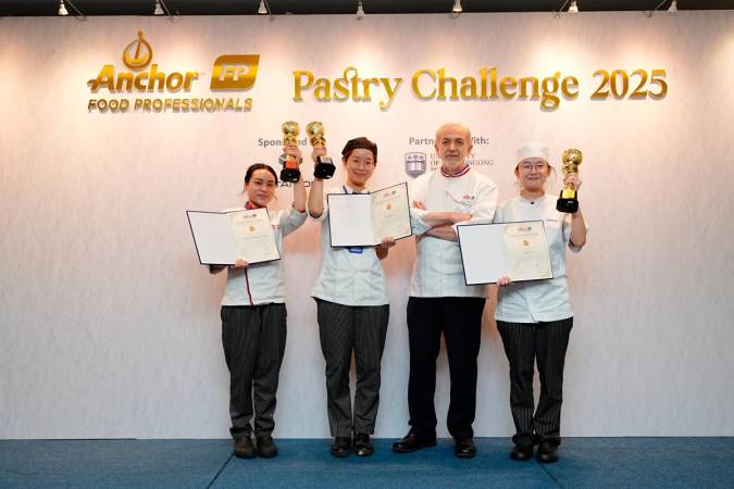 Winners of the Cake Category, alongside Chef Jean-François Arnaud, Head Judge and Anchor Brand Ambassador
