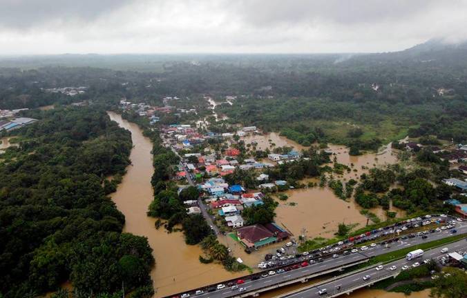 - fotoBERNAMA