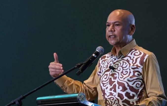 Menteri Perdagangan Dalam Negeri dan Kos Sara Hidup Datuk Armizan Mohd Ali. - BERNAMApix