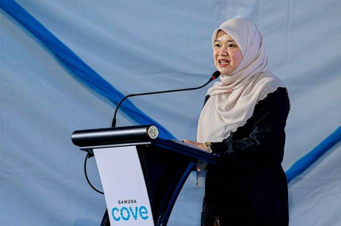 Menteri Pendidikan, Fadhlina Sidek. - fotoBERNAMA