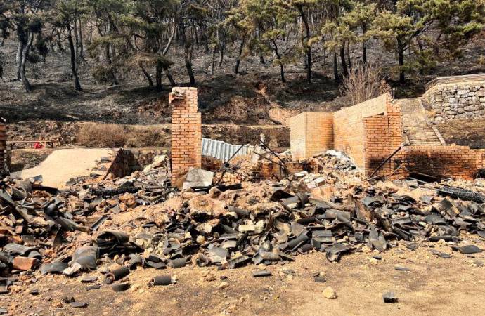 Burnt Unramsa temple is pictured after a wildfire devastated the area in Uiseong, South Korea, March 25, 2025. REUTERSpix