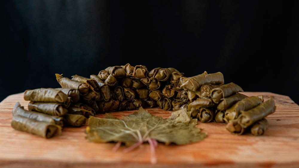 $!Dolma is a Middle Eastern stuffed grape leaves. – PEXELS