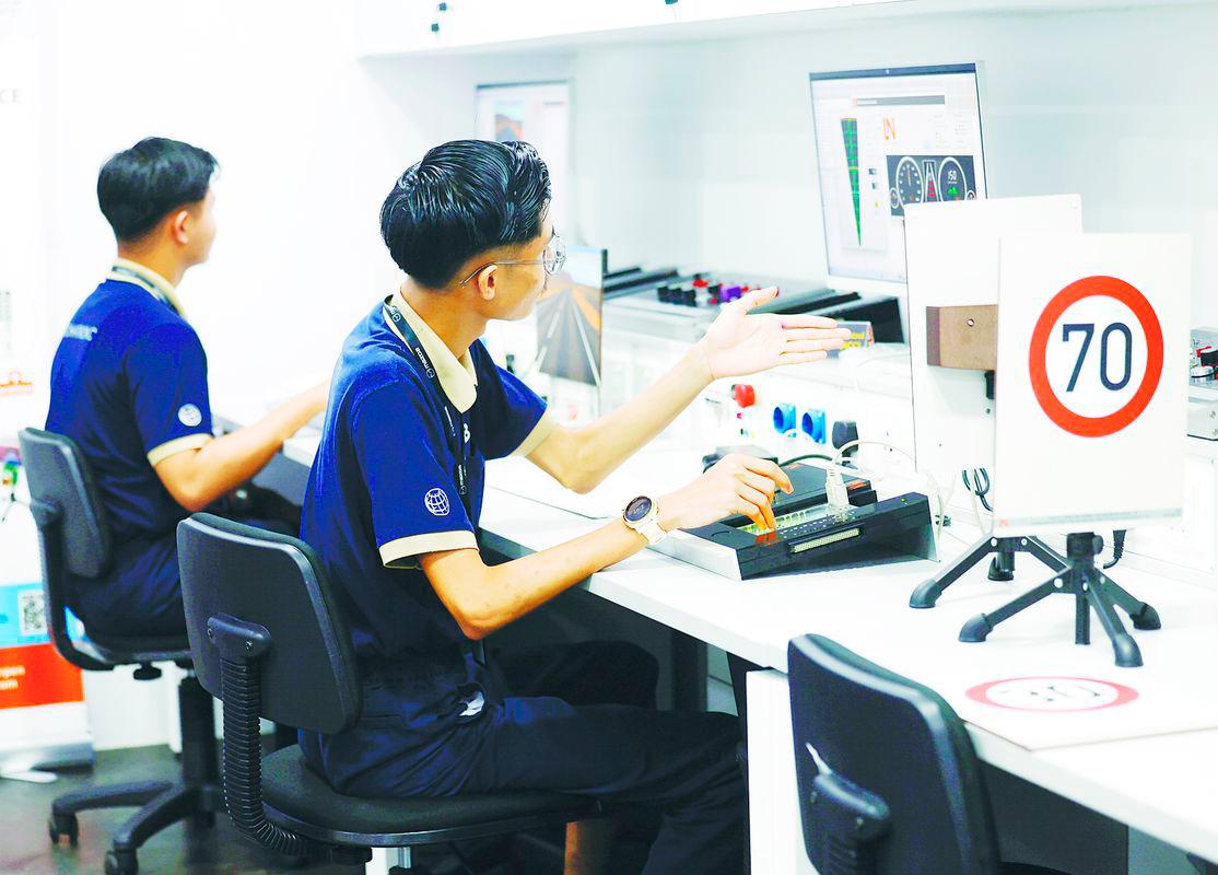 Ensuring that curricula are relevant in real-world contexts requires a collaborative approach. – BERNAMAPIC