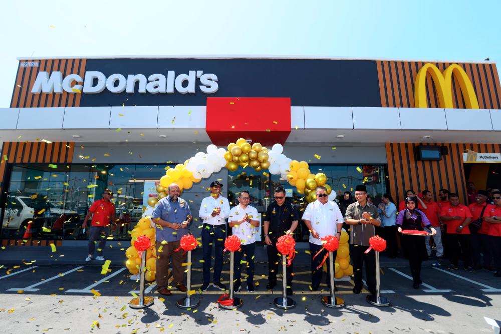 $!McDonald’s Tuaran Town Drive-Thru.