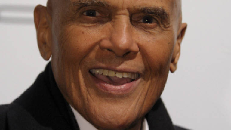 Harry Belafonte to receive honorary humanitarian Oscar