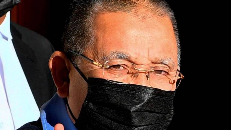 Tan Sri Mohd Isa Abdul Samad - BERNAMA