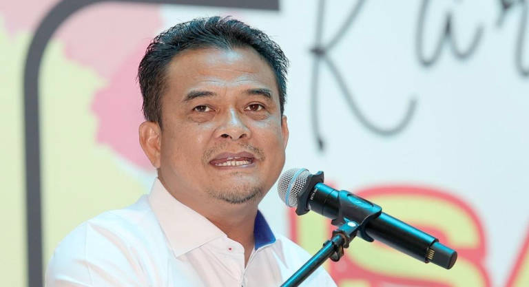 Pengerusi Jawatankuasa Pertanian, Industri Asas Tani dan Kemajuan Luar Bandar negeri Datuk Zahari Sarip. - BERNAMApix
