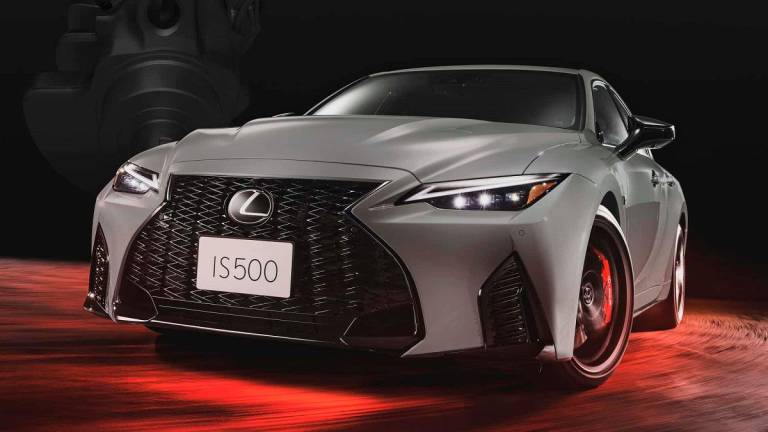 Lexus marks the finale of IS500 with limited-run “Climax Edition”