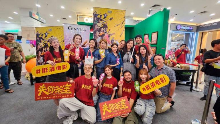 Ginvera and Dissy Group Productions present exclusive fan meet of CNY movie “Kuan Ni Cha Shi”