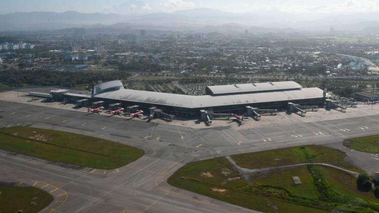 Kota Kinabalu International Airport (KKIA) - Bernamapix