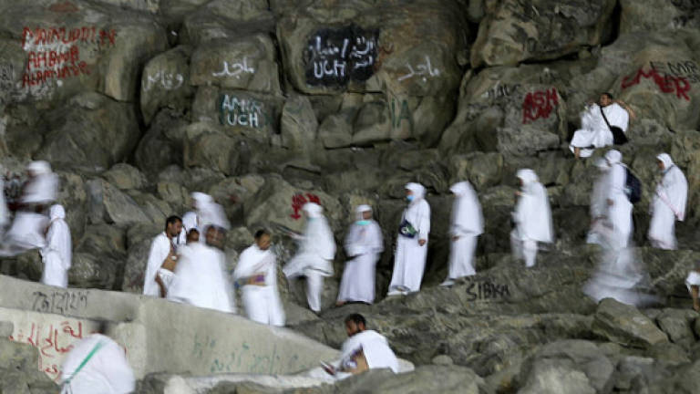 Iran hajj pilgrims torn between joy and bitter memories