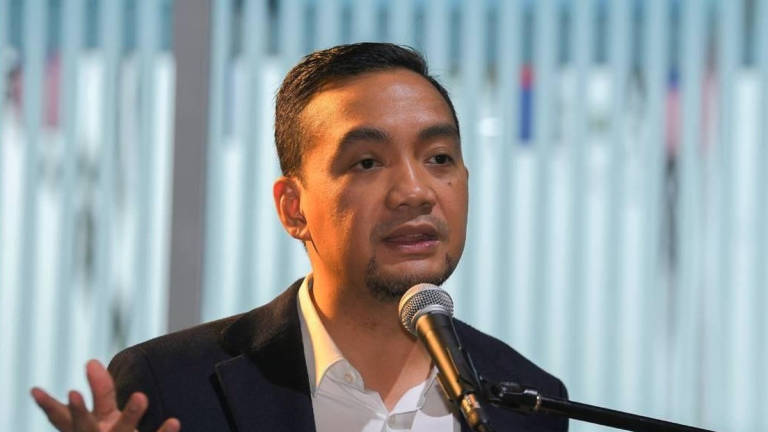Johor Menteri Besar Datuk Onn Hafiz Ghazi. - BERNAMA
