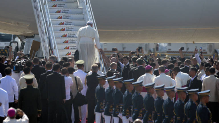 Pope ends record-setting Asia tour