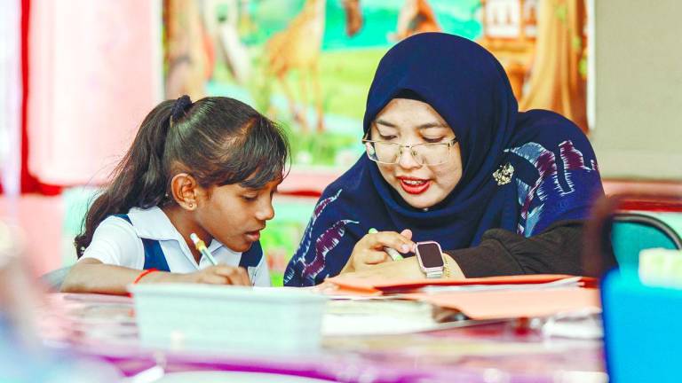The Anak Kita programme equips teachers to identify learning gaps, tailor their lessons and provide emotional support, particularly for students at risk of falling behind. – Pix courtesy of Yayasan Hasanah