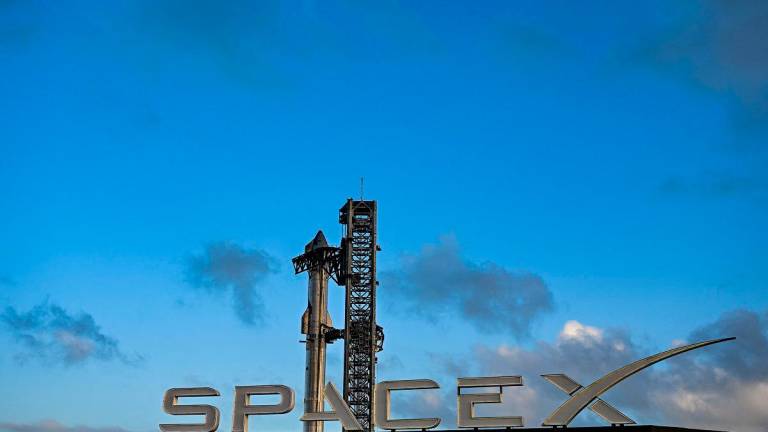 (FILES) The SpaceX Starship sits on the launch pad ahead of its sixth flight test from Starbase in Boca Chica, Texas, on November 17, 2024. - CHANDAN KHANNA / AFP