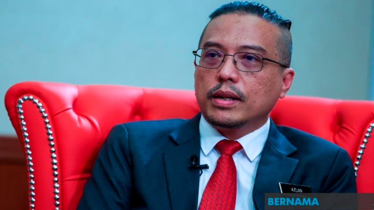 Home Ministry International Division secretary Mohd Azlan Razali