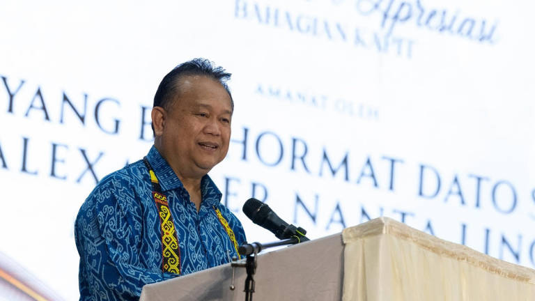 Works Minister Datuk Seri Alexander Nanta Linggi at the Kapit Division thanksgiving and appreciation ceremony today. (Credit: Alexander Nanta Linggi / Facebook)