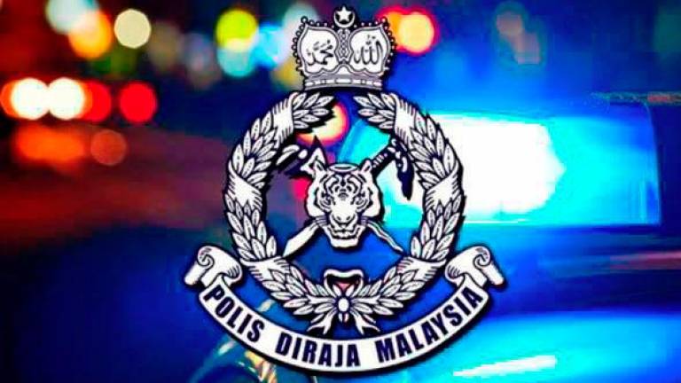 Dua anggota polis didakwa peras ugut lelaki, minta RM600