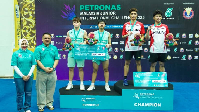 Credit - Persatuan Badminton Perlis / Facebook via BERNAMA