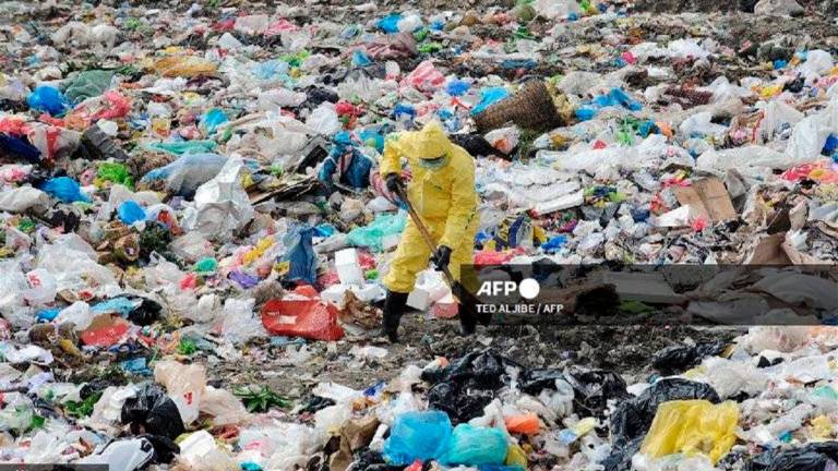 Pix for representational purpose only - AFP PHOTO/TED ALJIBE