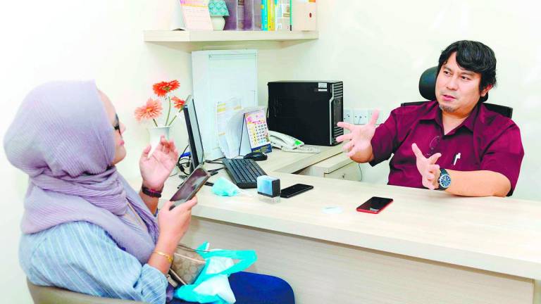 An office needs a professional counselling unit, staffed by real therapists who can listen before stress swallows your employees whole. – BERNAMAPIC