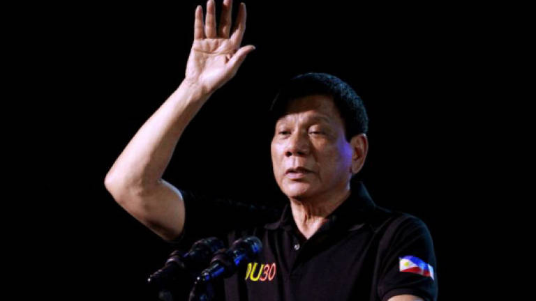 Senators: Duterte’s admission an impeachable offence