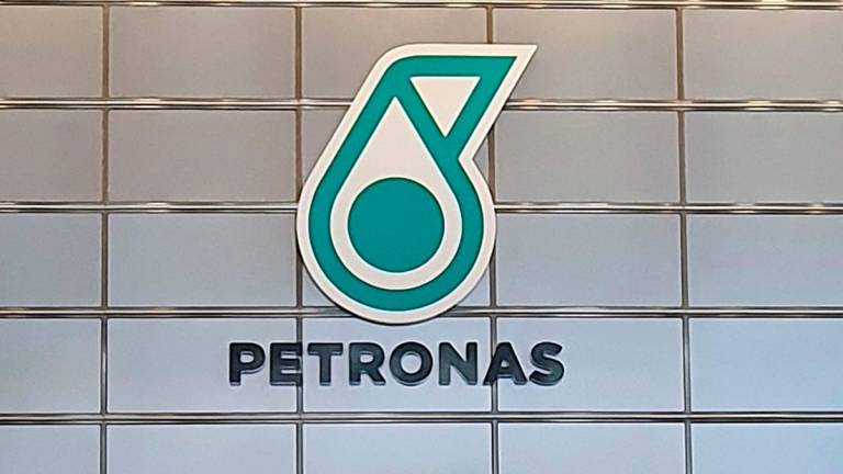 Petroliam Nasional Berhad (Petronas) - THESUNFOTO
