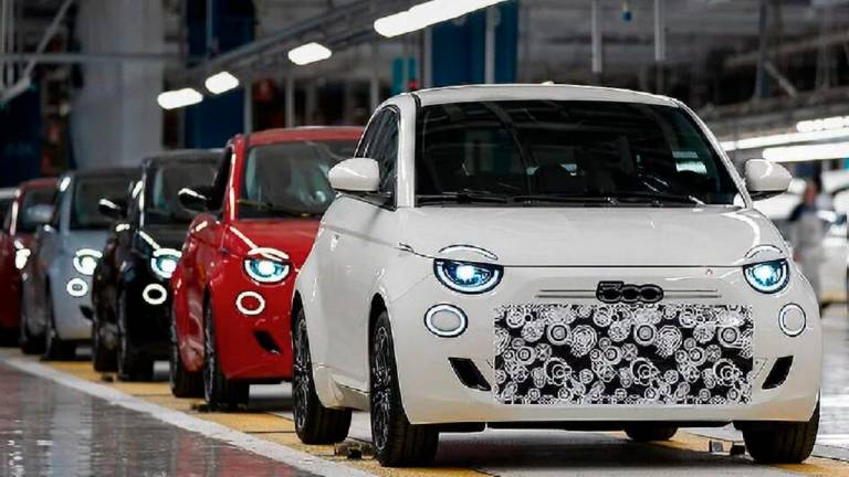 Fiat revives petrol appeal with manual 500 hybrid After EV Misstep