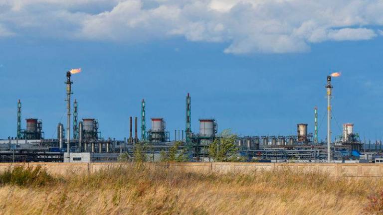 A view shows the Orenburg gas processing plant of Gazprom in the Orenburg Region - REUTERSpix