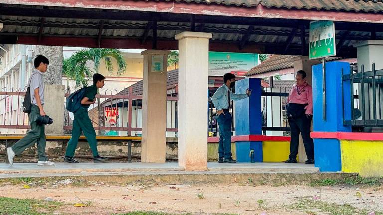 Unicef Malaysia has sounded the alarm over a worrying surge in school violence, from sexual assaults to brutal beatings - some ending in tragedy. – ADIB RAWI YAHYA/THESUN