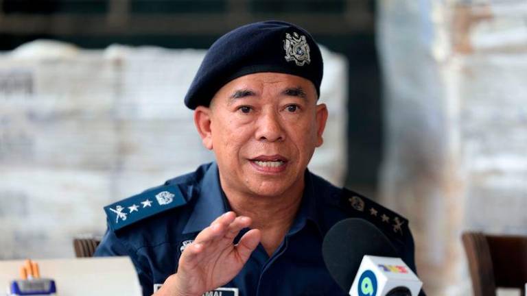 Pengarah Kastam Kelantan Wan Jamal Abdul Salam Wan Long - fotoBERNAMA