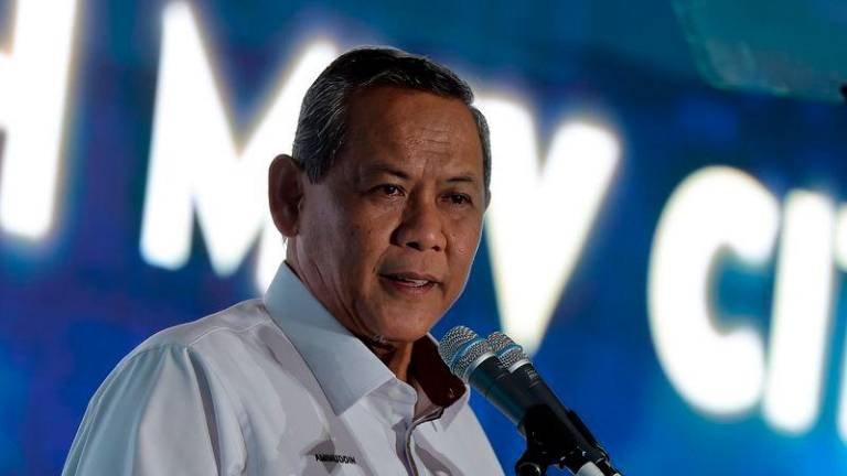 Menteri Besar Datuk Seri Aminuddin Harun - fotoBERNAMA