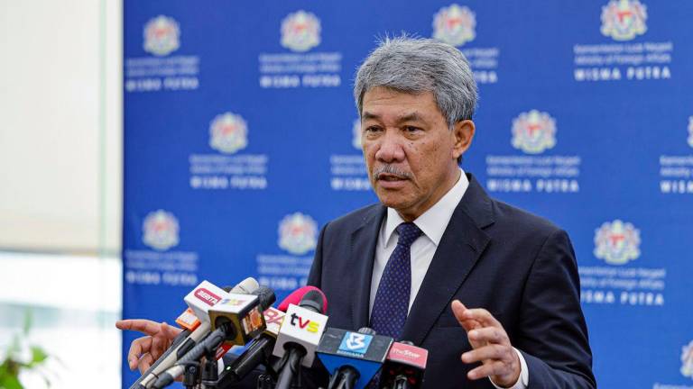 Menteri Luar Datuk Seri Mohamad Hasan