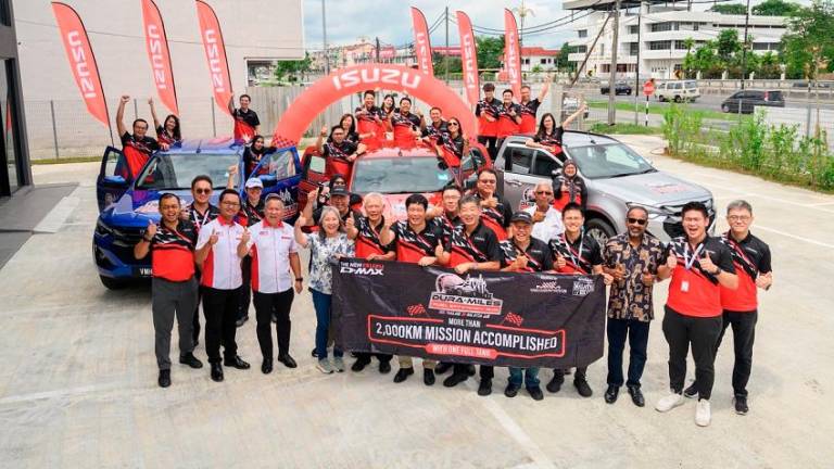 Isuzu D-Max breaks record with 2,000km fuel efficiency feat