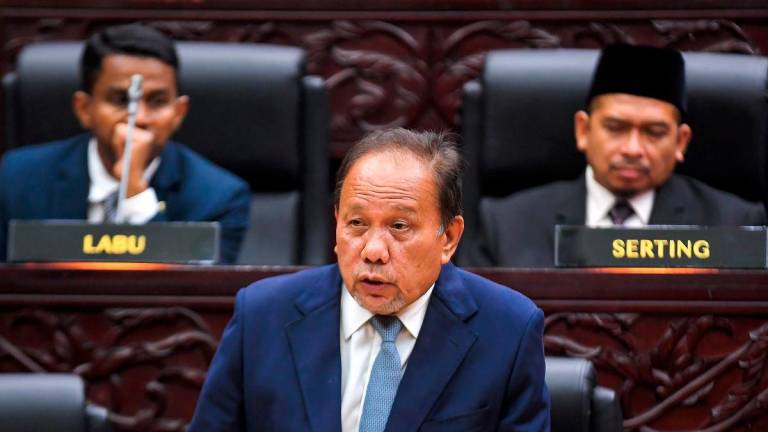 Pengerusi Jawatankuasa Bertindak Pendidikan dan Modal Insan Negeri Sembilan Datuk Ismail Lasim - fotoBERNAMA