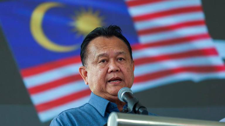 Works Minister Datuk Seri Alexander Nanta Linggi. - BERNAMApix