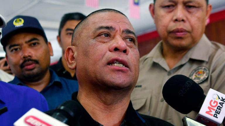 Menteri Besar Datuk Seri Saarani Mohamad - Bernamapix