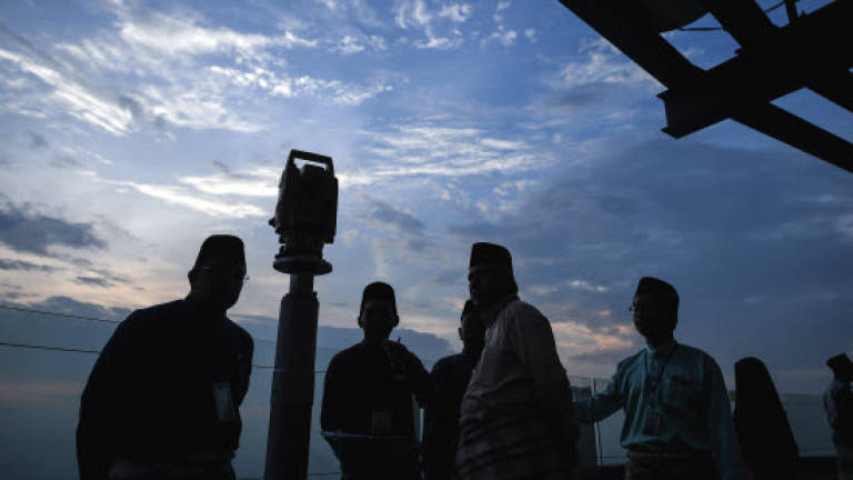 Malaysian Muslims to begin fasting Thursday