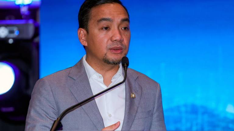 Johor Menteri Besar Datuk Onn Hafiz Ghazi - BERNAMApix